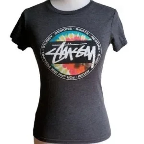 💫HP‼️💫 STUSSY Fitted Graphic Tee in Charcoal Gray, Size Medium - Picture 1 of 6